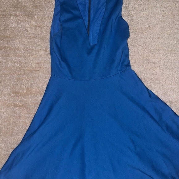 Alice + Olivia Kimbriella Flared Skater Mini Dress V Neck - Picture 3 of 5